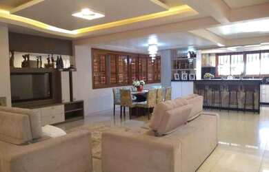 Imagem 3: Casa à venda - no Centro