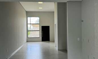 Imagem 5: Casa térrea à venda com 3 quartos, sendo uma suíte no Laguna Residencial Clube