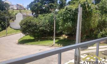 Imagem: Casa de alto padrão à venda com 3 quartos