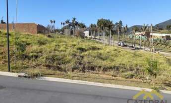 Imagem: Terreno com 360m² no condomínio Brisas