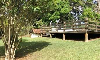 Imagem 7: Chácara à Venda em Cabreúva-SP com 3 dormitórios, piscina e ampla área verde