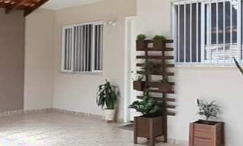 Imagem: Casa térrea com 2 quartos sendo 1 suíte