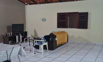 Imagem 1: Imperdível apartamento à venda no Centro de Fortim-CE: 2 quartos, 1 suíte, 1 banheiro, 1 v