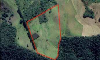 Imagem 2: Terreno dos Sonhos em Gonçalves: Vista Exuberante, Nascente, Ótima Topografia!