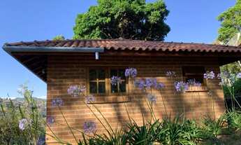 Imagem 2: Belissima Casa com Vista Deslumbrante para Serra da Mantiqueira
