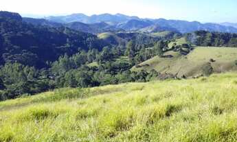 Imagem 2: Belíssimo Terreno com Vista Incrível para as Montanhas