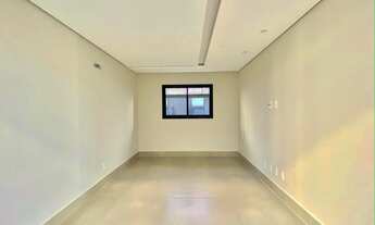 Imagem 5: Casa de Condomínio de Luxo no Swiss Park em Campinas-SP: 3 Quartos, 3 Suítes, 3 Salas, 5 B