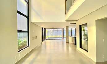 Imagem 4: Casa de Condomínio de Luxo no Swiss Park em Campinas-SP: 3 Quartos, 3 Suítes, 3 Salas, 5 B