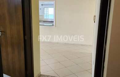 Imagem 2: Lindo sobrado para venda no Parque Jambeiro