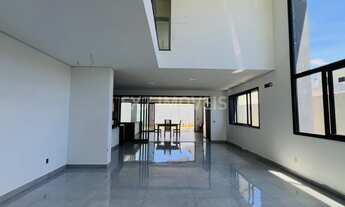 Imagem: Casa a venda no Swiss Park com 3 suites