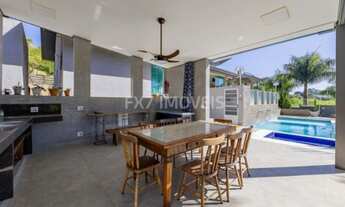 Imagem 6: Imponente casa de condomínio à venda em Vinhedo-SP, bairro Santa Cândida: 4 quartos, 3 suí