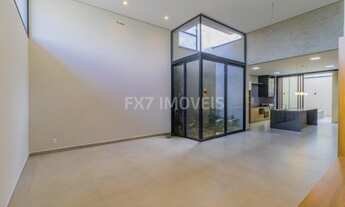 Imagem 2: Casa de Condomínio à Venda em Campinas-SP, Swiss Park: 3 Quartos, 3 Suítes, 3 Salas, 5 Ban