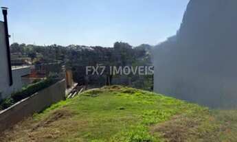 Imagem 2: Terreno em declive com 360m² no Swiss Park Campinas