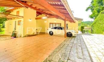 Imagem 2: Casa a venda no Parque Botânico em Sousas com 3 suites