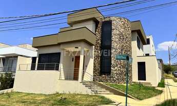 Imagem: Casa de esquina á venda no Swiss Park que