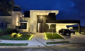 Imagem: Imperdível Casa de Condomínio à venda