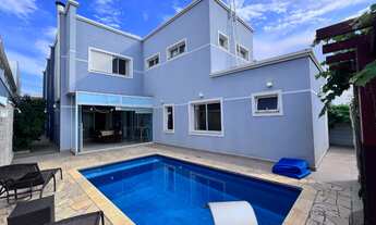 Imagem: Casa de Condomínio de Luxo no Swiss Park