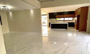 Imagem 7: Casa a venda no Swiss Park Campinas com 5 suites