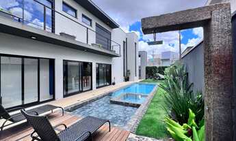 Imagem: Casa de Condomínio de Luxo no Swiss Park