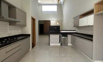 Imagem 2: Casa de Condomínio à Venda em Campinas-SP, no Swiss Park! 3 Quartos, 3 Suítes, 3 Salas, 4