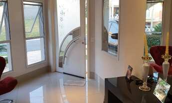 Imagem 3: Casa de Condomínio com 3 Quartos e 5 banheiros à Venda, 305m² por R$ 2.250,000