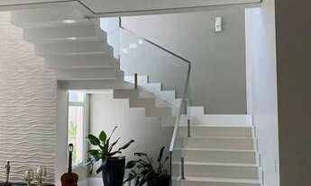 Imagem 2: Casa à venda no bairro Chácara São Rafael com 4 suítes