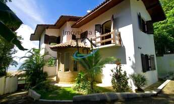 Imagem 3: Sobrado em Condomínio para Venda em Caraguatatuba / SP no bairro Praia da Cocanha