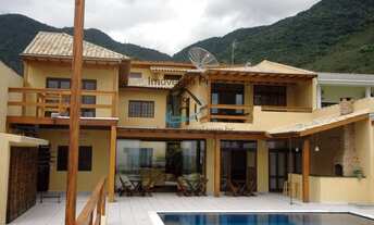 Imagem 2: Sobrado para Venda em São Sebastião / SP no bairro São Francisco da Praia