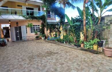 Imagem 3: Sobrado para Venda em Caraguatatuba / SP no bairro Massaguaçu