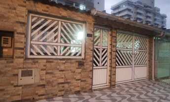 Imagem: Casa com 2 dorms, Caiçara, Praia Grande