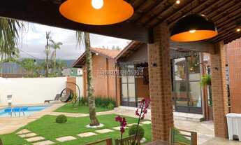 Imagem: CASA 3 DORMITÓRIOS ALTO PADRÃO ESQUINA