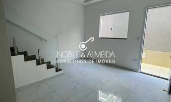 Imagem: Sobrado em condomínio, fino acabamento