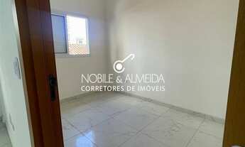 Imagem 6: Sobreposta térrea com churrasqueira e portão privativo