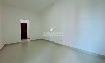 Imagem: Prédio frente à orla. Apartamento finamente