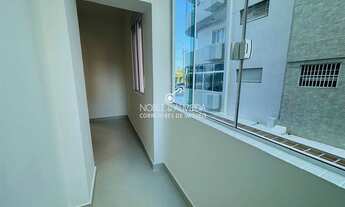 Imagem 5: Prédio frente à orla. Apartamento finamente reformado