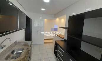 Imagem 6: Apto com 02 dormitórios, sendo 1 suíte, sala bem ampla com varanda gourmet, 1 banheiro soc