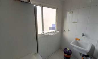 Imagem 7: Apto com 02 dormitórios, sendo 1 suíte, sala bem ampla com varanda gourmet, 1 banheiro soc