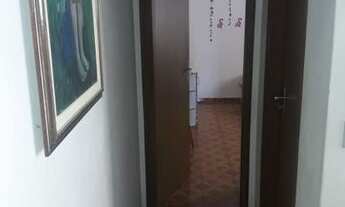 Imagem 3: 3 dormitórios, 1 suítes, 2 banheiro, 2 vagas na garagem