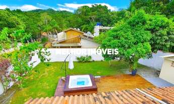 Imagem 2: Casa Alto Padrão Semi-Mobiliado com 04 Dormitórios sendo 01 Suíte, Sacada com Churrasqueir