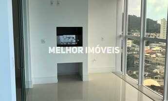 Imagem 2: Apartamento Novo Arejado, com 03 Suítes, Sacada com Churasqueira a Carvão, Living no Centr