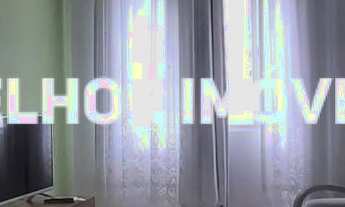 Imagem 2: Locação Anual Mobiliado com 02 Dormitórios, Amplo Living, Edifício com Salão de Festa, Por