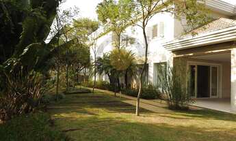 Imagem: Tamboré 03 casa com ampla varanda piscina