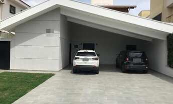 Imagem 1: Alphaville 05, 4 dormitórios na Alameda Das Margaridas