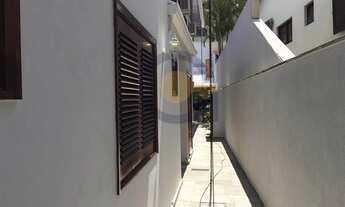 Imagem 6: Alphaville 11 - casa 354m² | 4 dormitórios | 4 suítes | 2 vagas | piscina | lareira