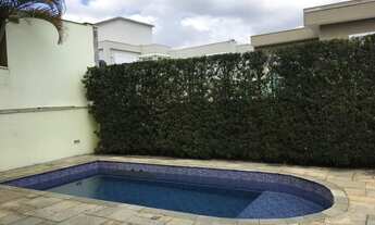 Imagem 5: Casa Alphaville 05 - venda - 4 suites sendo 3 com varanda e uma suite master com closet e