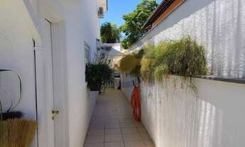 Imagem 3: Alphaville 04 | casa clean | alto padrão | venda | 3 suítes | adega | piscina aquecida