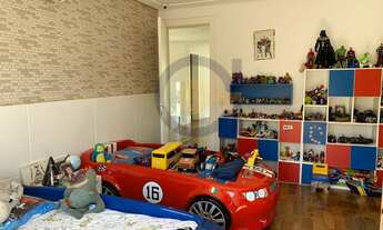 Imagem 3: Tamboré 10 | casa com bastante luz natural | piscina com borda infinita | sauna