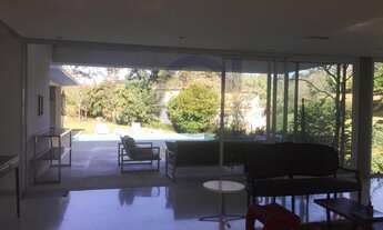 Imagem 7: Tamboré 01 | casa clean alto padrão | rodeada por verde | rodeada por vidros