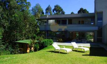 Imagem 2: Tamboré 01 | casa clean alto padrão | rodeada por verde | rodeada por vidros