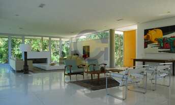 Imagem 4: Tamboré 01 | casa clean alto padrão | rodeada por verde | rodeada por vidros